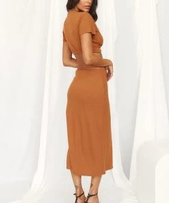 LE LIS CLOTHING Remy Rust Cutout Midi Dress 15 LE LIS CLOTHING Remy Rust Cutout Midi Dress