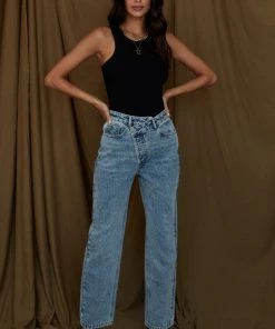 BEIGE BOTANY CLOTHING Ryann Black Bodysuit