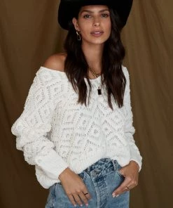 HYFVE Offline White Knit Sweater CLOTHING