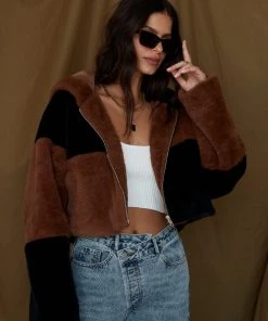 LE LIS CLOTHING Kodiak Colorblock Faux Fur Jacket