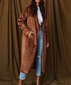 LISTICLE Perri Velvet Bronze Duster 14 LISTICLE Perri Velvet Bronze Duster