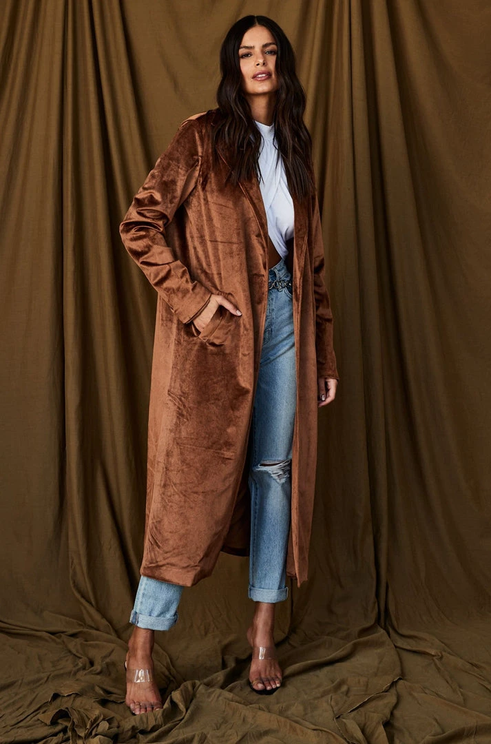 LISTICLE Perri Velvet Bronze Duster 8 LISTICLE Perri Velvet Bronze Duster