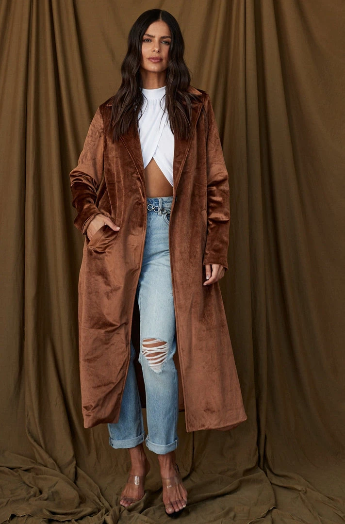 LISTICLE Perri Velvet Bronze Duster 5 LISTICLE Perri Velvet Bronze Duster
