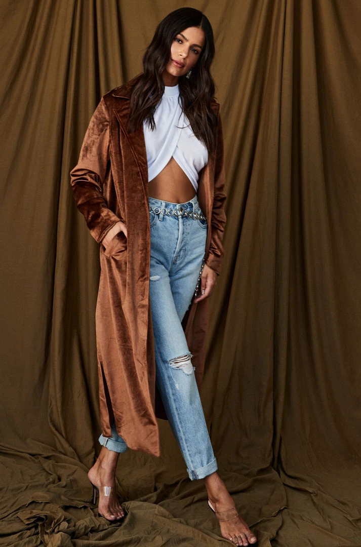 LISTICLE Perri Velvet Bronze Duster 6 LISTICLE Perri Velvet Bronze Duster