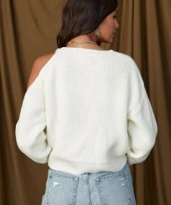 Modern Bridge International Co,Ltd. FLAT/RM B 3/F WING CHEONG COMM BLDG 19-25 JERVOIS STREET SHEUNG WAN HKWINK Cutler Ivory Cut Out Sweater CLOTHING