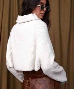 CLOUD TEN CLOTHING No Chill Ivory Crop Sweater