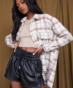 Cezele Hotel California Beige Plaid Jacket CLOTHING