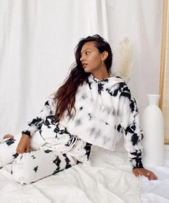 Fan Of A Fan CLOTHING Marble Tie Dye Cropped Sweatshirt