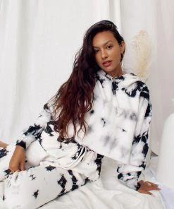 Fan Of A Fan CLOTHING Marble Tie Dye Cropped Sweatshirt