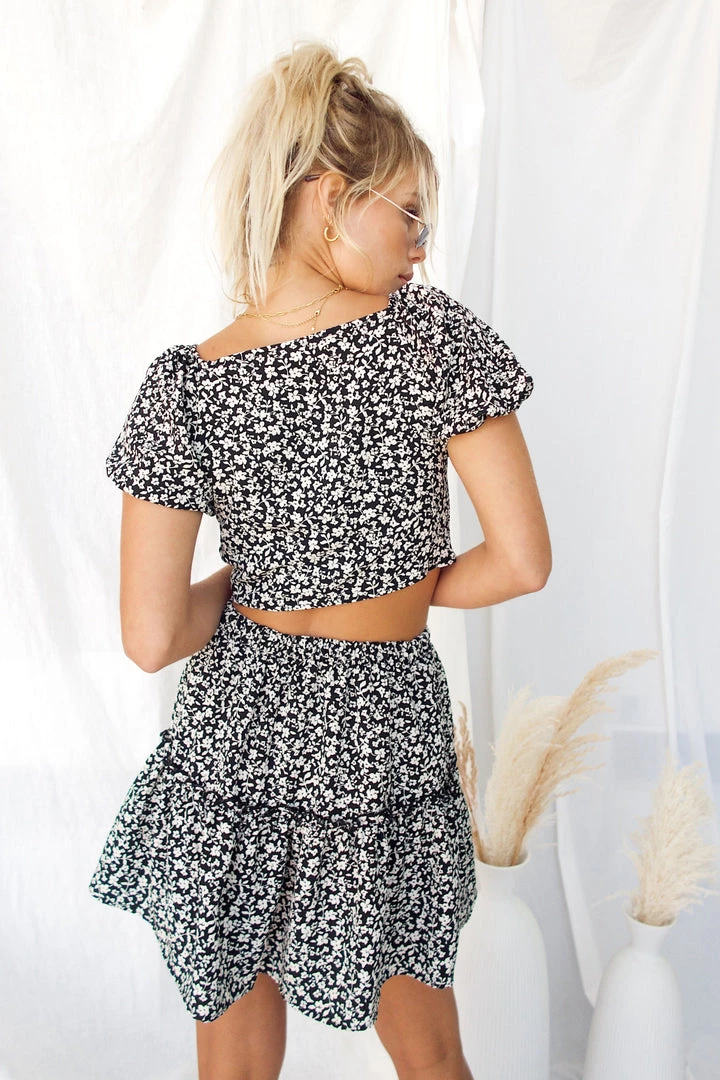 Audrey 3 + 1 La Spezia Floral Ruffle Skirt 10 Audrey 3 + 1 La Spezia Floral Ruffle Skirt