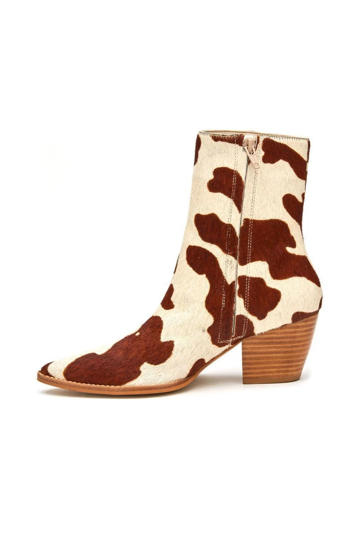 Matisse Caty Brown Cow Spot Boots 6 Matisse Caty Brown Cow Spot Boots