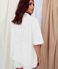 Modern Bridge International Co,Ltd. FLAT/RM B 3/F WING CHEONG COMM BLDG 19-25 JERVOIS STREET SHEUNG WAN HKWINK Montage White Terry Button Up Top CLOTHING