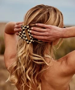 ANA ACC Alanna Black Checkered Clip