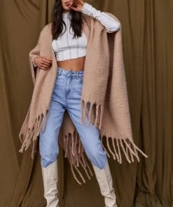 FAME New Arrivals Acadia Tan Poncho