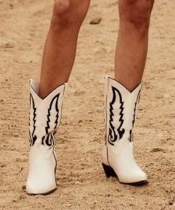 New Arrivals Billini Norva Bone/Black Contrast Boot