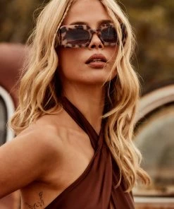 Lucent Hepburn Tortoise Sunglasses