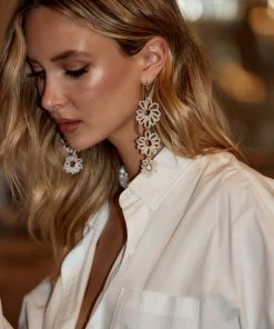 IGOU Betty Floral Drop Earrings