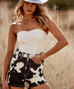 AFTER STITCH CLOTHING Cassie White Boning Crop Top