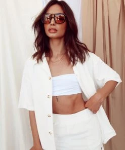 Modern Bridge International Co,Ltd. FLAT/RM B 3/F WING CHEONG COMM BLDG 19-25 JERVOIS STREET SHEUNG WAN HKWINK Montage White Terry Button Up Top CLOTHING