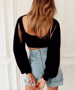 BEIGE BOTANY CLOTHING Chain Reaction Black Bolero