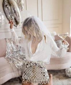 Modern Bridge International Co,Ltd. FLAT/RM B 3/F WING CHEONG COMM BLDG 19-25 JERVOIS STREET SHEUNG WAN HKWINK Diana Silver Disco Skirt CLOTHING