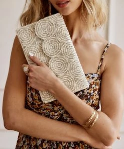 LA CHIC New Arrivals Elsa Cream Beaded Clutch