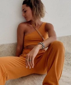 Modern Bridge International Co,Ltd. FLAT/RM B 3/F WING CHEONG COMM BLDG 19-25 JERVOIS STREET SHEUNG WAN HKWINK Billie Mango Sweatpants CLOTHING