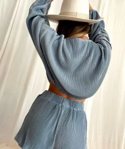 Modern Bridge International Co,Ltd. FLAT/RM B 3/F WING CHEONG COMM BLDG 19-25 JERVOIS STREET SHEUNG WAN HKWINK Maison Dusty Blue Pleated Top CLOTHING