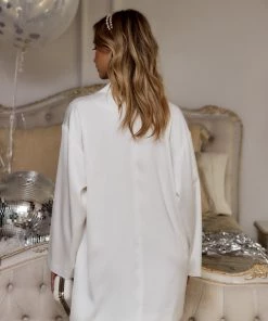 LE LIS CLOTHING Halley White Satin Blazer