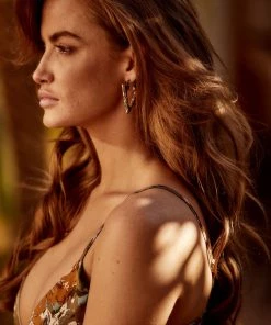 IGOU Gianni Gold Triangle Earrings New Arrivals