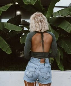 Modern Bridge International Co,Ltd. FLAT/RM B 3/F WING CHEONG COMM BLDG 19-25 JERVOIS STREET SHEUNG WAN HKWINK Nala Emerald Crop Top CLOTHING