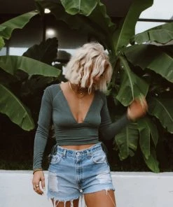 Modern Bridge International Co,Ltd. FLAT/RM B 3/F WING CHEONG COMM BLDG 19-25 JERVOIS STREET SHEUNG WAN HKWINK Nala Emerald Crop Top CLOTHING 9 Modern Bridge International Co,Ltd. FLAT/RM B 3/F WING CHEONG COMM BLDG 19-25 JERVOIS STREET SHEUNG WAN HKWINK Nala Emerald Crop Top CLOTHING