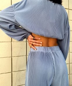 Modern Bridge International Co,Ltd. FLAT/RM B 3/F WING CHEONG COMM BLDG 19-25 JERVOIS STREET SHEUNG WAN HKWINK Maison Dusty Blue Pleated Top CLOTHING