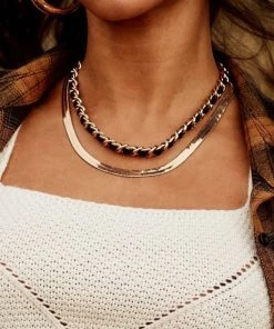 IGOU Cleo Herringbone Gold Necklace New Arrivals