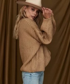 LISTICLE Jana Beige Oversized Sweater