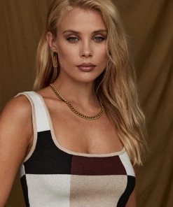 Modern Bridge International Co,Ltd. FLAT/RM B 3/F WING CHEONG COMM BLDG 19-25 JERVOIS STREET SHEUNG WAN HKWINK Checked Out Colorblock Tank