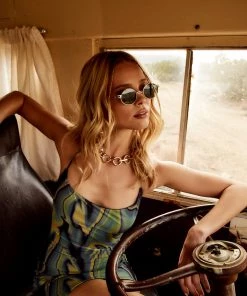 Lucent Duke Black And Gold Sunglasses