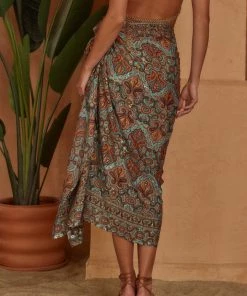 KARMA HIGHWAY New Arrivals Sabra Multi Printed Sarong 15 KARMA HIGHWAY New Arrivals Sabra Multi Printed Sarong