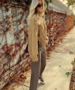 LISTICLE Jana Beige Oversized Sweater
