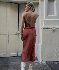 BEIGE BOTANY CLOTHING San Marino Rust Midi Dress