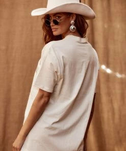 LOTUS FASHION CLOTHING World Tour 1987 Ivory Graphic Tee