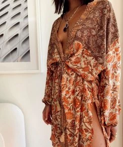 KARMA HIGHWAY Laguna Beach Floral Kimono 8 KARMA HIGHWAY Laguna Beach Floral Kimono